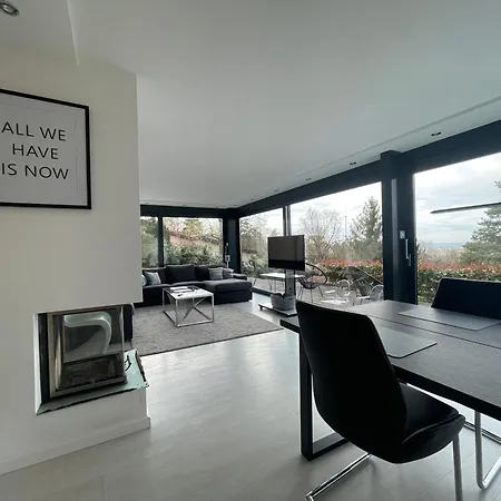 Schillerhohe Luxury-hideout - Traumblick Mit Viel Platz Und Privatsphare Apartment Gerlingen