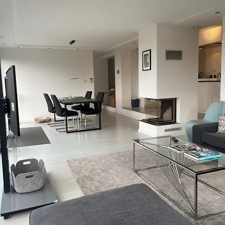 Apartment Schillerhohe Luxury-hideout - Traumblick Mit Viel Platz Und Privatsphare Gerlingen