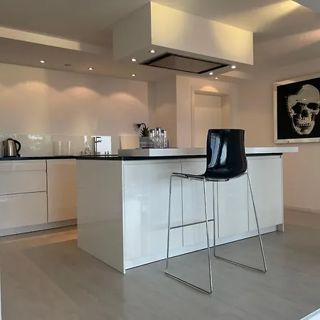 Apartment Schillerhohe Luxury-hideout - Traumblick Mit Viel Platz Und Privatsphare Gerlingen