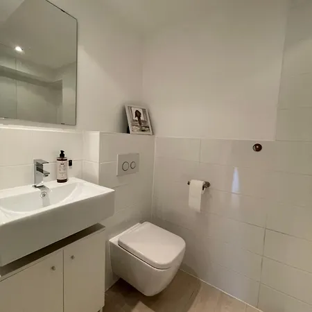 Schillerhohe Luxury-hideout - Traumblick Mit Viel Platz Und Privatsphare