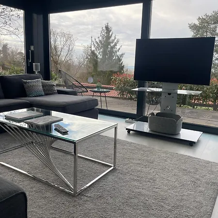 Schillerhohe Luxury-hideout - Traumblick Mit Viel Platz Und Privatsphare Appartamento *